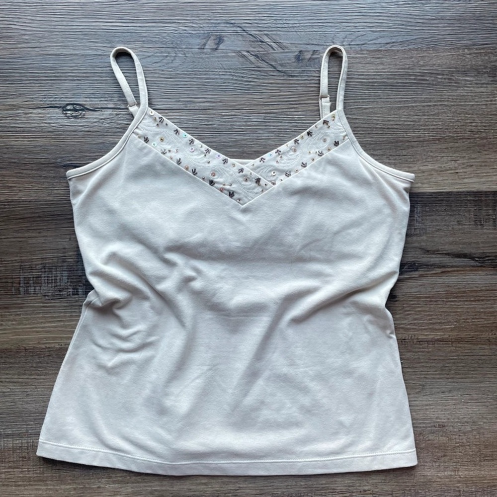 White Embellished Fitted Sleeveless Camisole